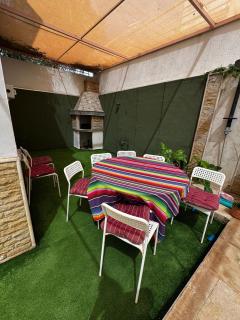 Elegant Modern Villa with Pool - 7