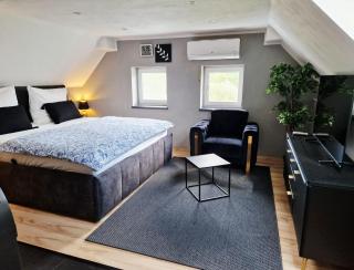 Studio del Pueblo - 8