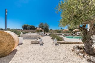 Trulli Claudia by Perle di Puglia - 3