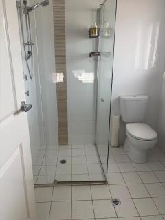 Modern, Central Gather Round Getaway in Tranmere - 5