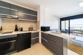 L'HORIZON - Appartement 1 chambre - 2 personnes - Magnifique terrasse avec vue mer dans le quartier de Bellepierre à 2 pas du CHU de Bellepierrre - 3