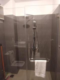 Negombo Breeze Holiday Apartment - 4