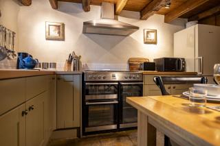 The Gamekeeper at Low Hole Bottom 2 - 1