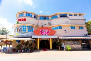 Jade Inn - 3