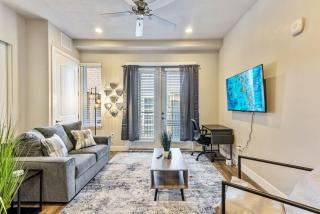 1min Delta - Pool & Hot tub - King Bed - Gym - Parking - 7