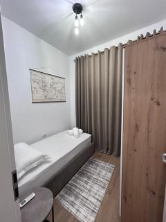 Solis Apartment Tirana - 4