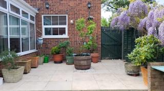 Bond House - Spacious Family Home, Quiet Area - 7