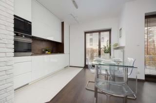 Służewiec Warsaw Bright Apartment with Garden&Parking by Noclegi Renters - Varsovie - 1