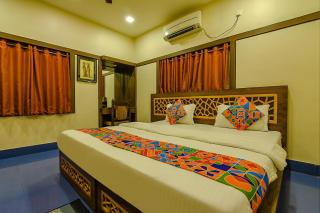 FabHotel Shivalya - 8