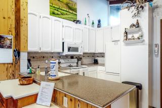 Chateau Sans Nom 9 - 3