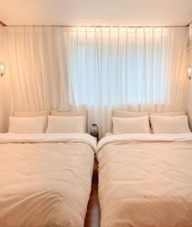 남부터미널도보6분 교대 - 9