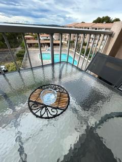 Studio vue panoramique et piscine - 3