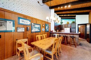 Chateau Sans Nom 11 - 4