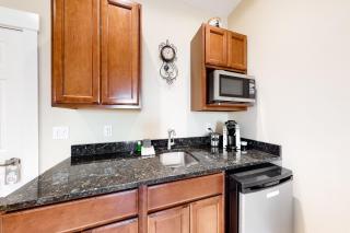 The Colonels Suites Unit 2 - 1