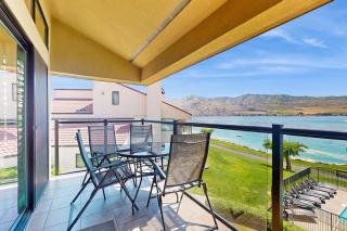 Lake Chelan Shores - Beachfront Splendor 12-5 - 8