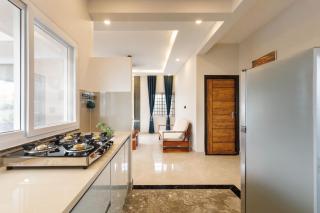 Wildscape Pool Villa by StayJade Luxe Garden2BHK - 2