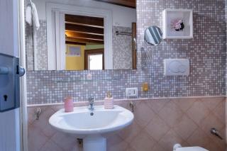 Little house Airport - 5