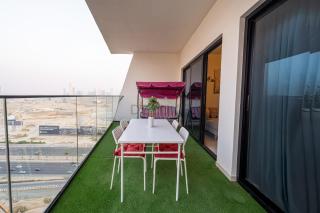 Creek Harbour Views 1BR, Just Minutes from Ras Al Khor Wildlife Sanctuary and Short Stroll to Zabeel Stadium, Binghatti Creek, Al Jaddaf by Deluxe Holiday Homes - 1