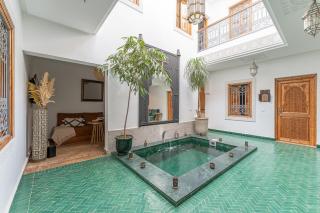 Riad OM SAADENE - 0