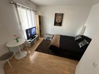 Charmant studio à Paris - 0