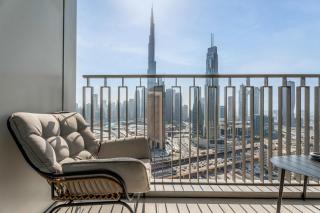 Luxury 3 bed with Burj Khalifa and Dubai Skyline View - 9