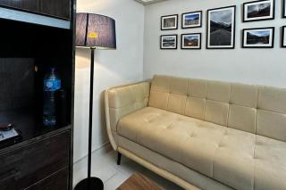 Apartment - Sleeps 2 - Parking - WiFi - 2