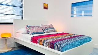 After Hours - Wilton Drive and Jacuzzi - 8