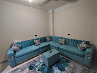 شقه مفروشه جميله جدا بموقع متميز - 0