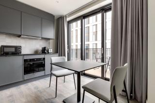 Blueground Stratford pool nr Queen Elizabeth Park LON-691 - 6