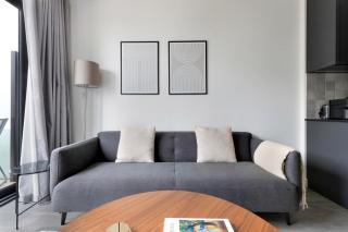 Blueground Stratford pool nr Queen Elizabeth Park LON-689 - 9