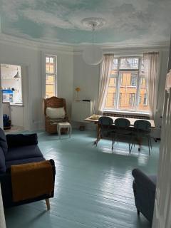 Large Bohemian-style apartment I Quiet & central - 8