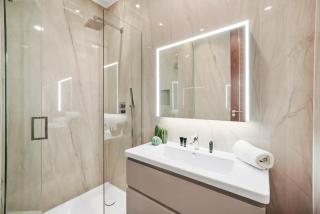 Baker Street Suite - 1