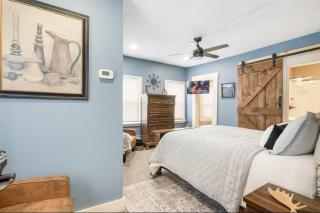 The Porch on Main - 4