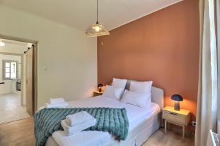 Nuance Arlésienne Élégance & confort en centre-ville - 2