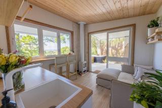 Rainforest Retreat YIN Tiny Home with Ocean Views - 8