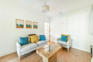 Cosy Harrow home in a popular location - 5