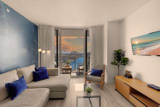 Near Beach - Pool - Infinity View - Balcony - Gym - Hallandale Beach - 2