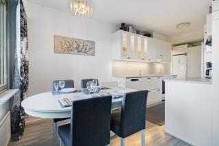 Cozy Haven Rovaniemi, 2BDR, Sauna, Parking & Wifi - 3