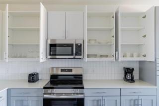 Blueground Del Valle pool nr McKinney Falls ATX-355 - 4