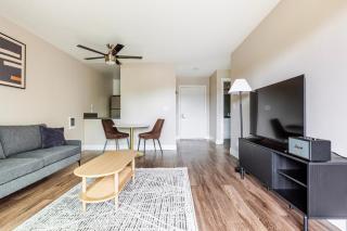 Blueground Foster City pool nr Bay Trail SFO-2052 - 8