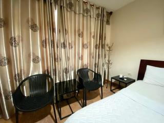 Hotel Gia Huyên Quận 10 - 1