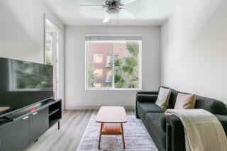 Blueground East Industrial pool nr Lake Elizabeth SFO-2074 - 0