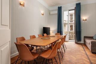 Classbnb - Luxurious and spacious 5-bedroom and 5-bath apartment, just 3 minutes from Milan central station metro, M2 green M3 yellow lines - 3