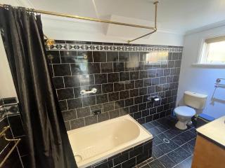 Cairns North private apartment with pool - 0