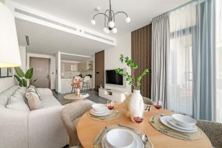 FIRST CLASS 3BR Stylish Luxury Escape - 6