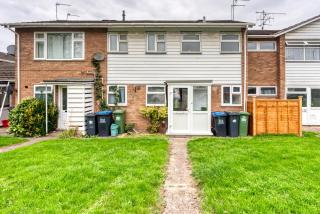 Near Warwick Hospital, Cozy Studio, Free Parking - 5