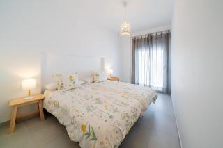 Ático con gran terraza privada cerca de la playa - 1