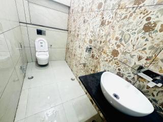 The Family Courtyard, 4 BR Boutique Villa and Guest House - 8