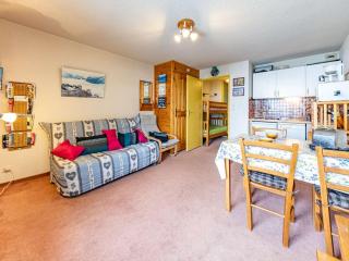 Studio cosy, 4 pers., 22m² avec balcon exposé sud, pied des pistes, proche commerces à 1650m d'altitude - FR-1-807-43 - 1