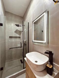 Selina Apartment - 1